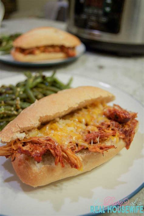 Easy Slow Cooker Bbq Chicken Sandwiches