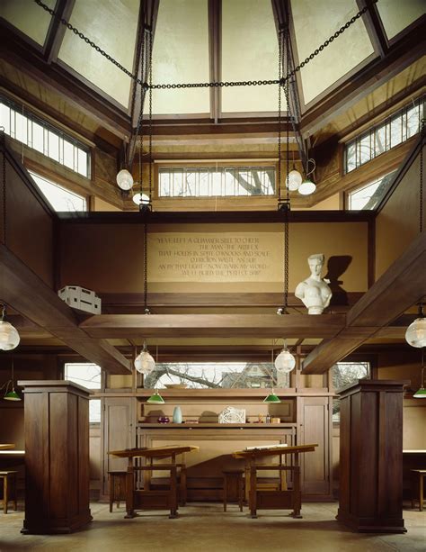 Frank Lloyd Wright House And Studio — Ala Champ