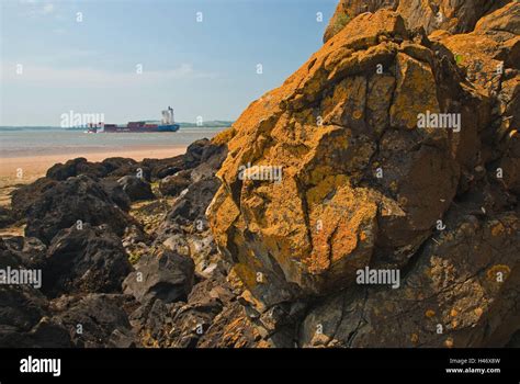 Ireland Duncannon Beach Rocky Coast Stock Photo Alamy