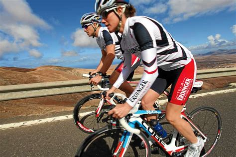 Triathlon team dsw darmstadt frauen; Triathlon-Training: So werden Sie zum Triathleten - FIT ...