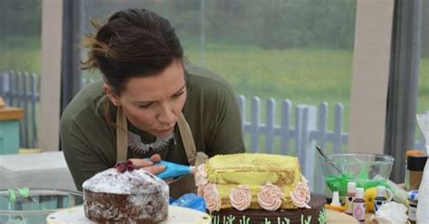 The Great British Bake Off S Candice Goes Nude With Her Lippy Of