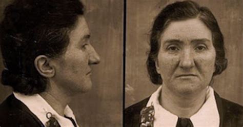 6 Creepy Mugshots Of Serial Killers From History