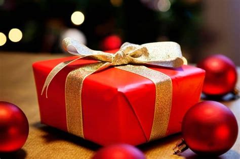 60 of the BEST Christmas Blog posts to rock your holiday season