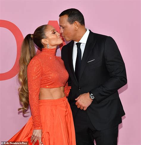 Jennifer Lopez And Fiance Alex Rodriguez Share A Tender Smooch At The