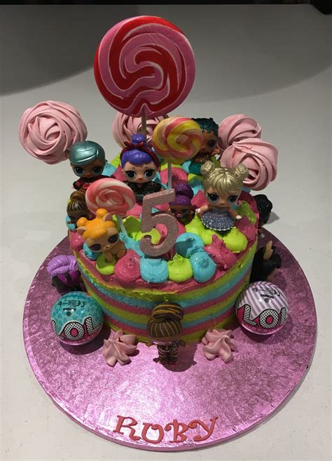 Lol surprise cake , pastel de lol surprise #lolsurprise #lolsurprisecake #pasteldelolsurprise #dizzlecake #losangelesca. LOL Surprise Dolls Cake