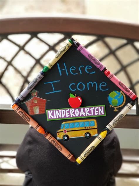 Grad Cap With Chalkboard Backing 😉 Kindergarden Graduation
