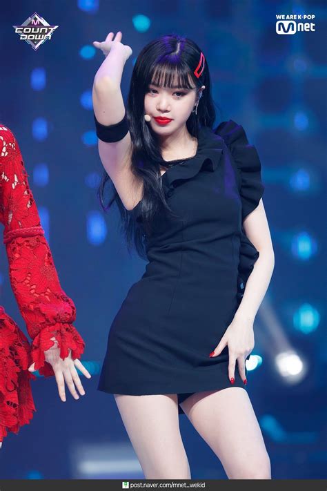 Hourly Soojin On Twitter In Kpop Girls Stage Outfits Korean Girl