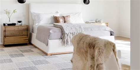 See more ideas about bedroom carpet, bedroom, home and family. 10 Best Bedroom Rug Ideas - Top Places to Buy Bedroom Rugs ...