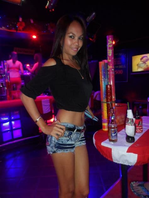 Super Sexy Filipina Bar Girl On Fields Avenue In Angeles City