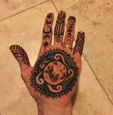 Full Moon Henna Hand Henna Hand Tattoos For Guys Hand Tattoos