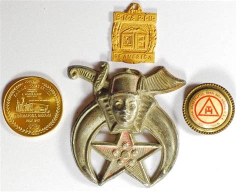 Lot Of 4 Vintage Shriner Masonic Freemason Pins Medals Ships Free