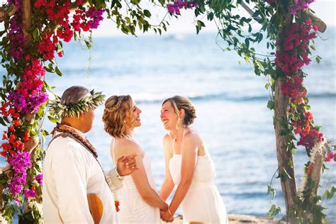 Valerie And Jessis Oceanfront Destination Wedding In Maui Love Inc