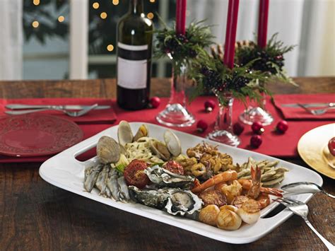 In britain the main christmas meal is served at about 2 in the afternoon. A Naples-Style Christmas Feast of the Seven Fishes