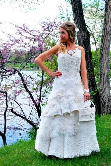 Amazing Recycled Wedding Dresses Wedding Fanatic