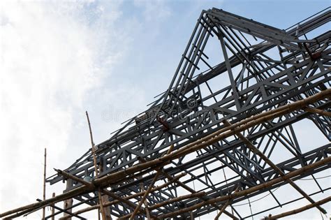 980 Structural Steel Roof Truss Stock Photos Free And Royalty Free
