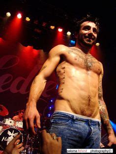 Jacob Hoggard Nude Pictures