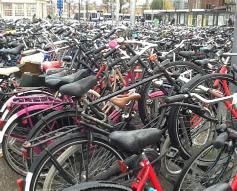 On Your Bike 200000 More Commuters Should Cycle To Work Dutchnewsnl
