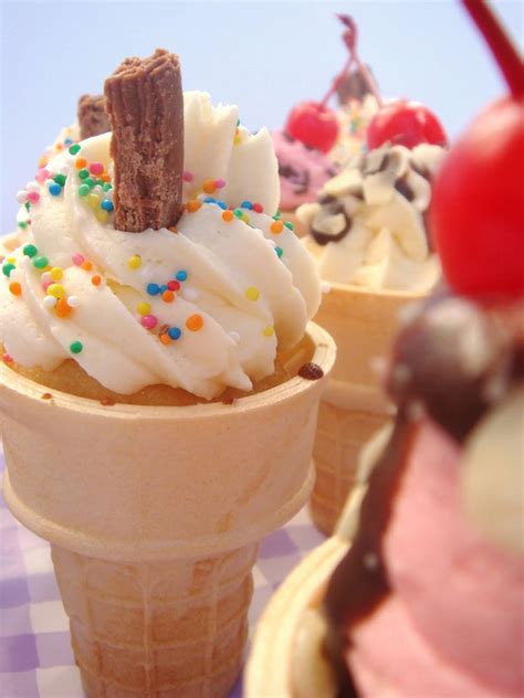 Ice Cream Cone Wallpaper Ice Cream Wallpaper Es Cream Walfafer Cone