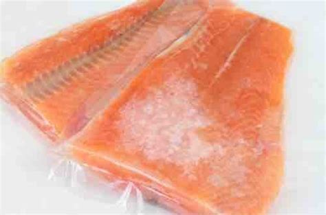 34 Thawing Frozen Fish In Vacuum Packed Bag — Risky Or Not