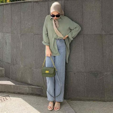 8 Padu Padan Atasan Sage Green Hijab Yang Sedang Trend