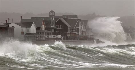 Hurricane Sandy Slams East Coast