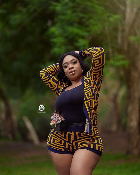 Moesha Boduong Glows In New Photos - Ghafla! Ghana