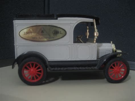 1913 Ford Model T Van Model Trucks Hobbydb