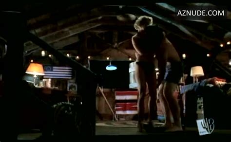 Nichole Hiltz Underwear Scene In Smallville Aznude