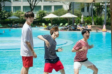 In this video, i didn't put any song of bts, but. BTS summer vacation 2015, Jungkook, Jimin, J-Hope, pool ...