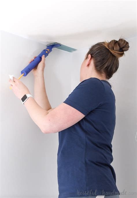 The software allows designing a stretch ceiling according to required sizes and calculate parameters of ceiling panel cutting. The Easy Way to Paint a Ceiling - Houseful of Handmade
