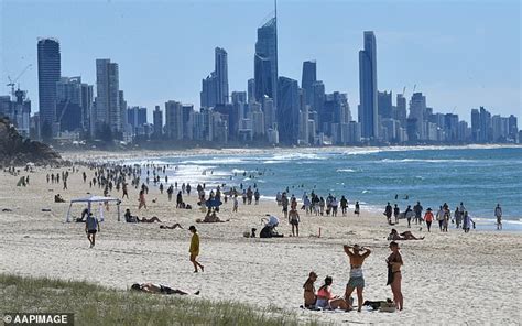 Gold coast has been plunged into high alert as the outbreak in southeast queensland grows. Urgent Covid warning for thousands of Gold Coast residents ...