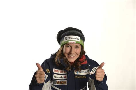 Height 1.74 m role alpine skier. Electrolux ist Sponsor der sypathischen Skifahrerin Wendy ...