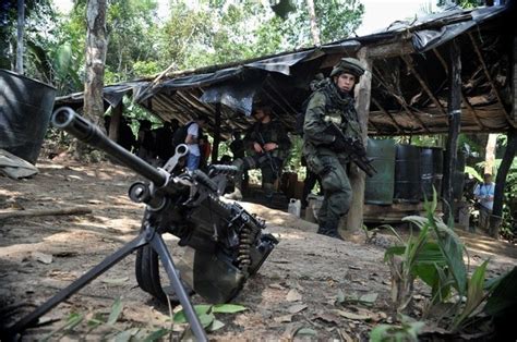 Comandos Jungla Policía Nacional De Colombia Pnc Ejército