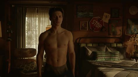 AusCAPS Leo Howard Shirtless In Legacies 4 17 Into The Woods