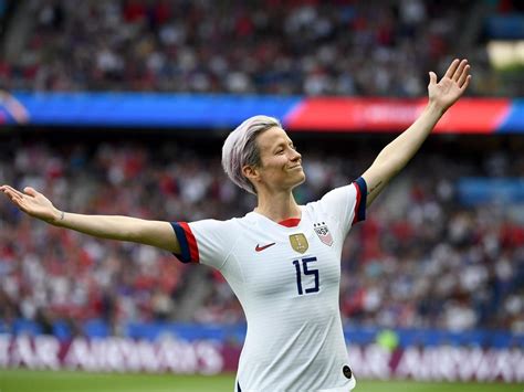 With the vs collective, we are creating a platform that will build new, deeper relationships with all women, victoria's secret's chief marketing officer martha pease said. Megan Rapinoe felicita a Joe Biden por su esperada ...