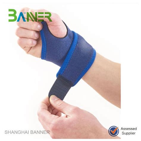 Both the rio olympic medallist kei nishikori and but as the game moved into a new millennium, players adopted forehand grips involving increasingly supinated hand positions (rotated with the. Quality Pain Relief Adjustable Tennis Wrist Support - Buy ...