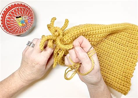 Crochet Fun Fringe Beanie Daisy Farm Crafts