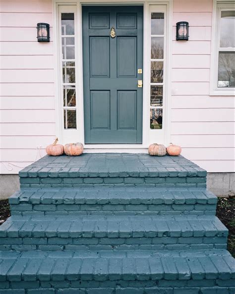 How To Paint Concrete Steps