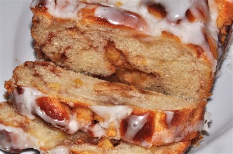 The Changeable Table Apple Fritter Bread