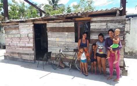 Cinco Familias Cubanas Con Niños Pequeños Bajo Amenaza De Desalojo En