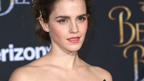 Schauspielerin Emma Watson Brüste Feminismus Und Kritik