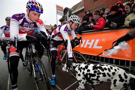 Also in spain van der poel made an impression. Corinne Poulidor, mama van Mathieu en David van der Poel ...