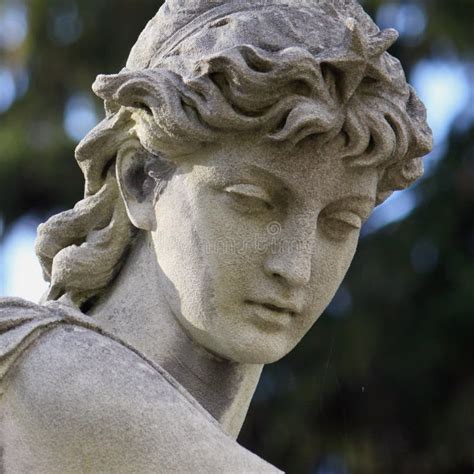 Aphrodite Greek Goddess Of Love And Beauty Symbol