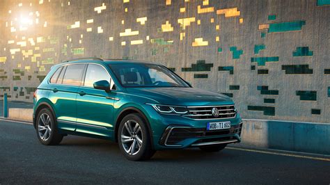 2022 Volkswagen Tiguan Review Trims Specs Price New Interior