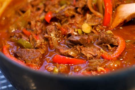 The Hungry Hounds— Cuban Shredded Beef Ropa Vieja