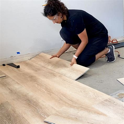 Installing Vinyl Plank Flooring For Beginners Anikas Diy Life