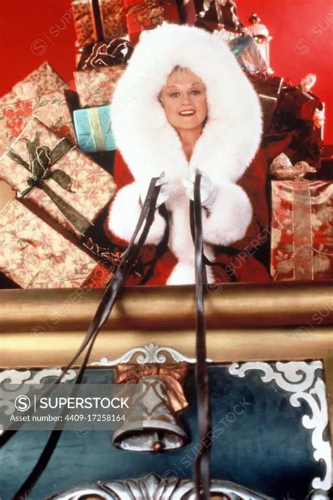 Angela Lansbury In Mrs Santa Claus 1996 Directed By Terry Hughes Superstock
