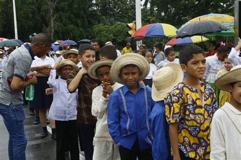 Tradicional desfile en Panamá Viejo para festejar 500 años de fundación