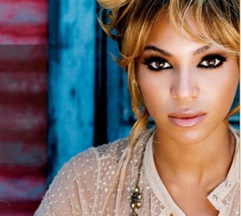 Beyoncés Makeup Methods Revealed Beyonce Makeup Beyonce Beauty