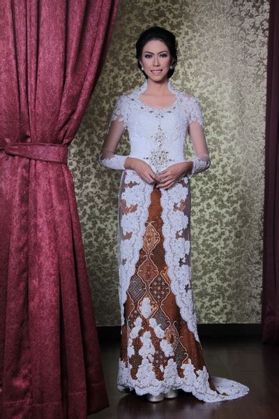 Perpaduan strong bold look make up & hijab turban turkey style. Kumpulan Foto Model Baju Pengantin Di Jakarta - Trend Baju ...